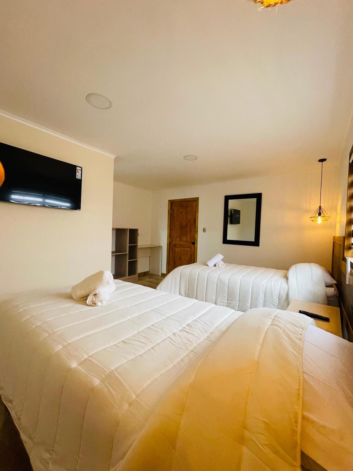 Residencial Victoria Said Hotel Linares Eksteriør billede