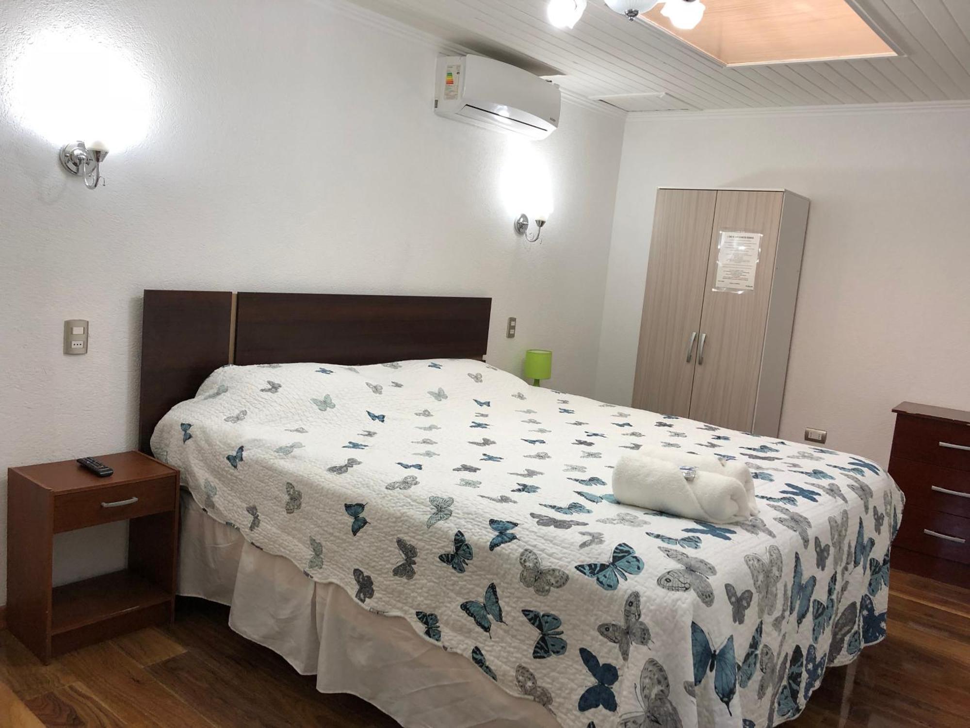 Residencial Victoria Said Hotel Linares Eksteriør billede
