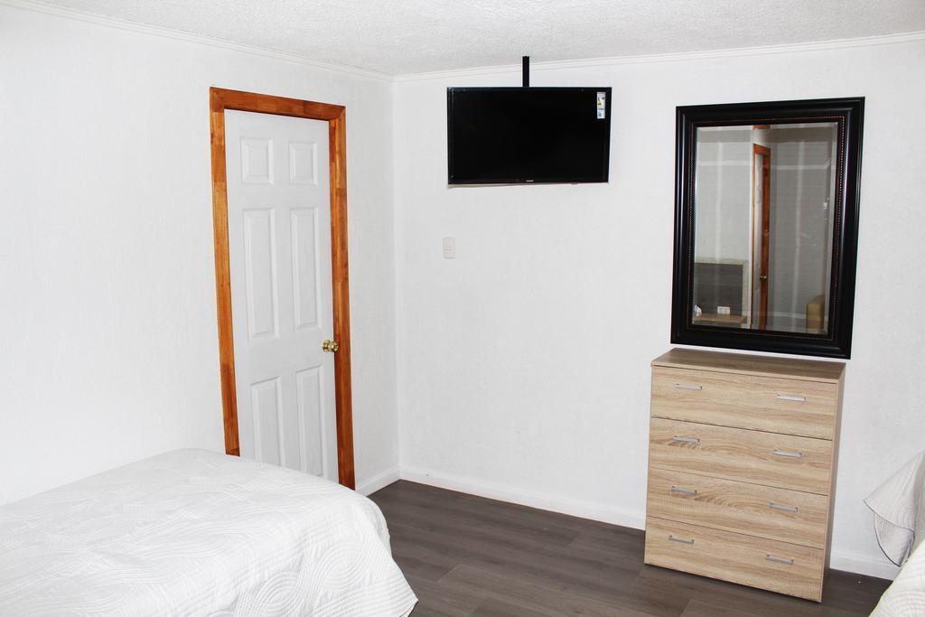 Residencial Victoria Said Hotel Linares Eksteriør billede