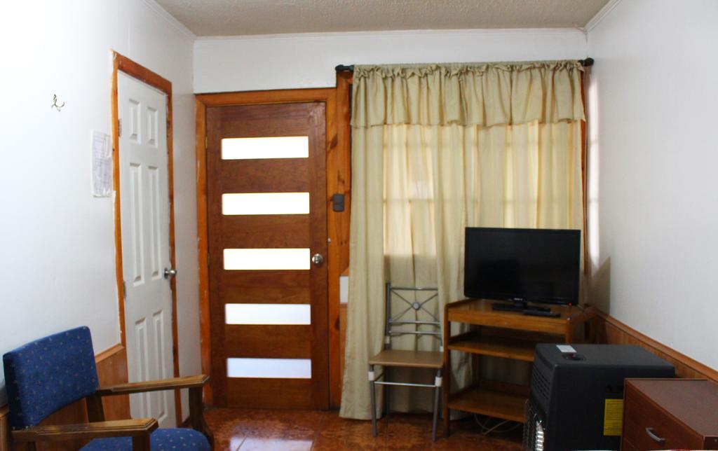 Residencial Victoria Said Hotel Linares Eksteriør billede