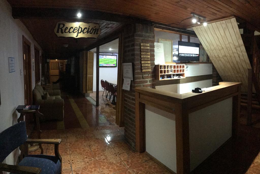 Residencial Victoria Said Hotel Linares Eksteriør billede