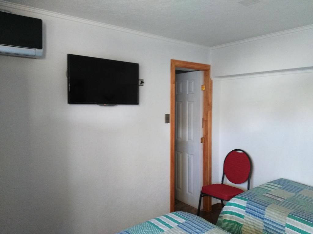 Residencial Victoria Said Hotel Linares Eksteriør billede