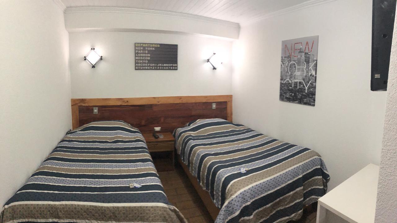 Residencial Victoria Said Hotel Linares Eksteriør billede