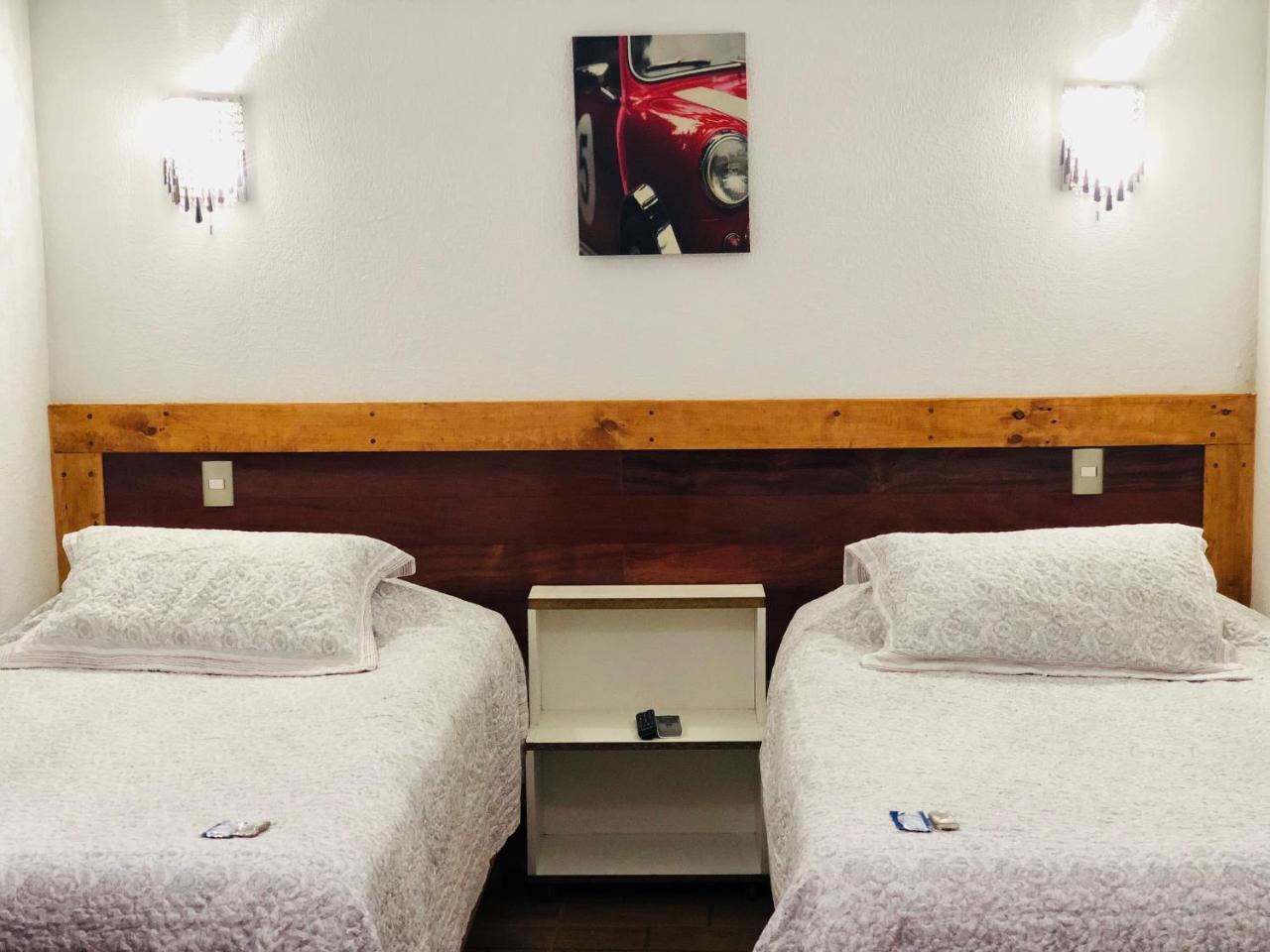 Residencial Victoria Said Hotel Linares Eksteriør billede